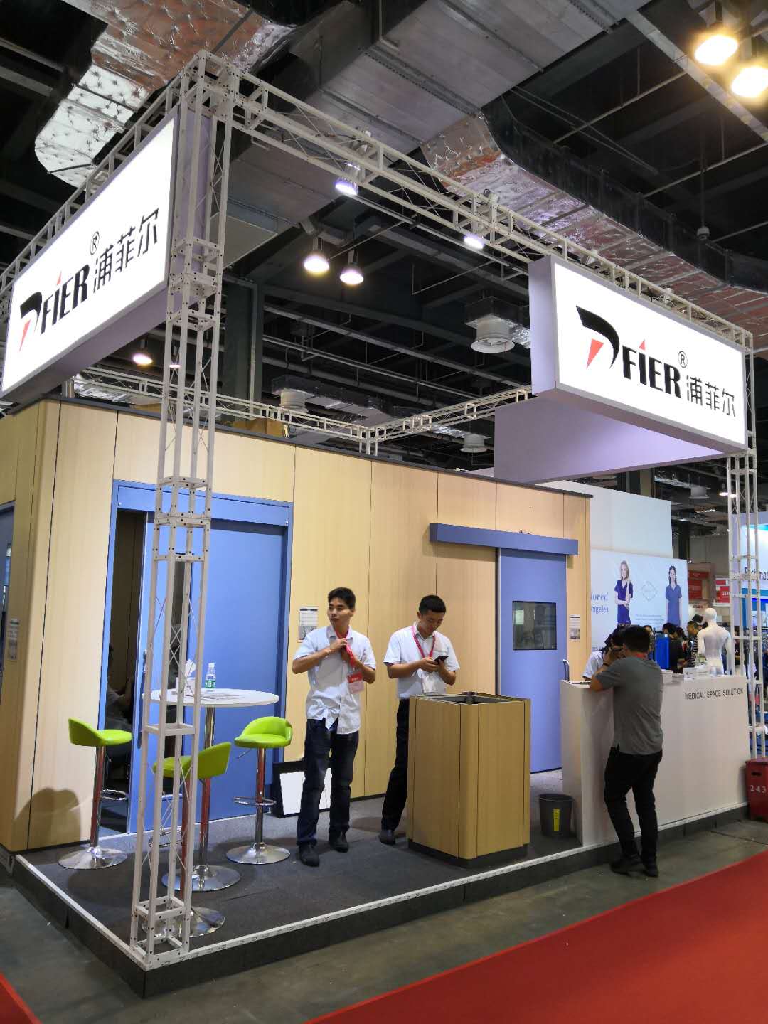 上海醫(yī)用門(mén)展會(huì)04